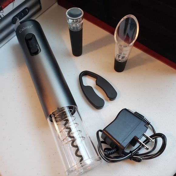 NEW Electric Wine Opener and Accessories - Picture 6 of 7